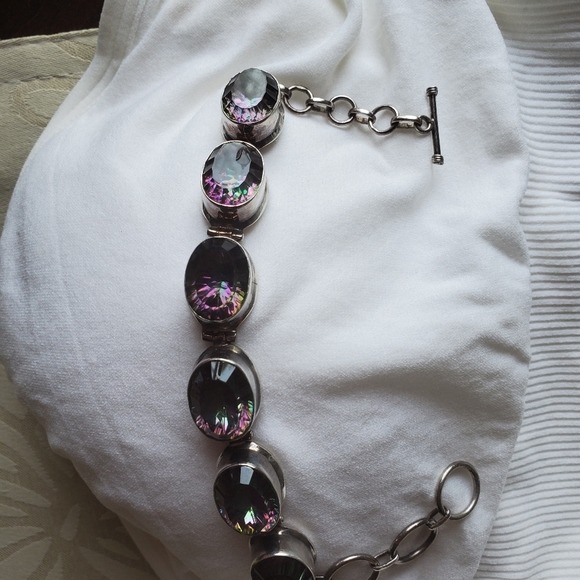 Jewelry - Picture 2 of 2